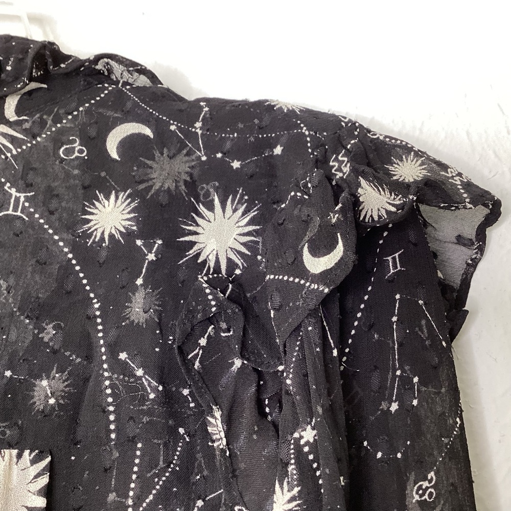 Anthropologie Celestial Puff Sleeve Top Med - Picture 13 of 13